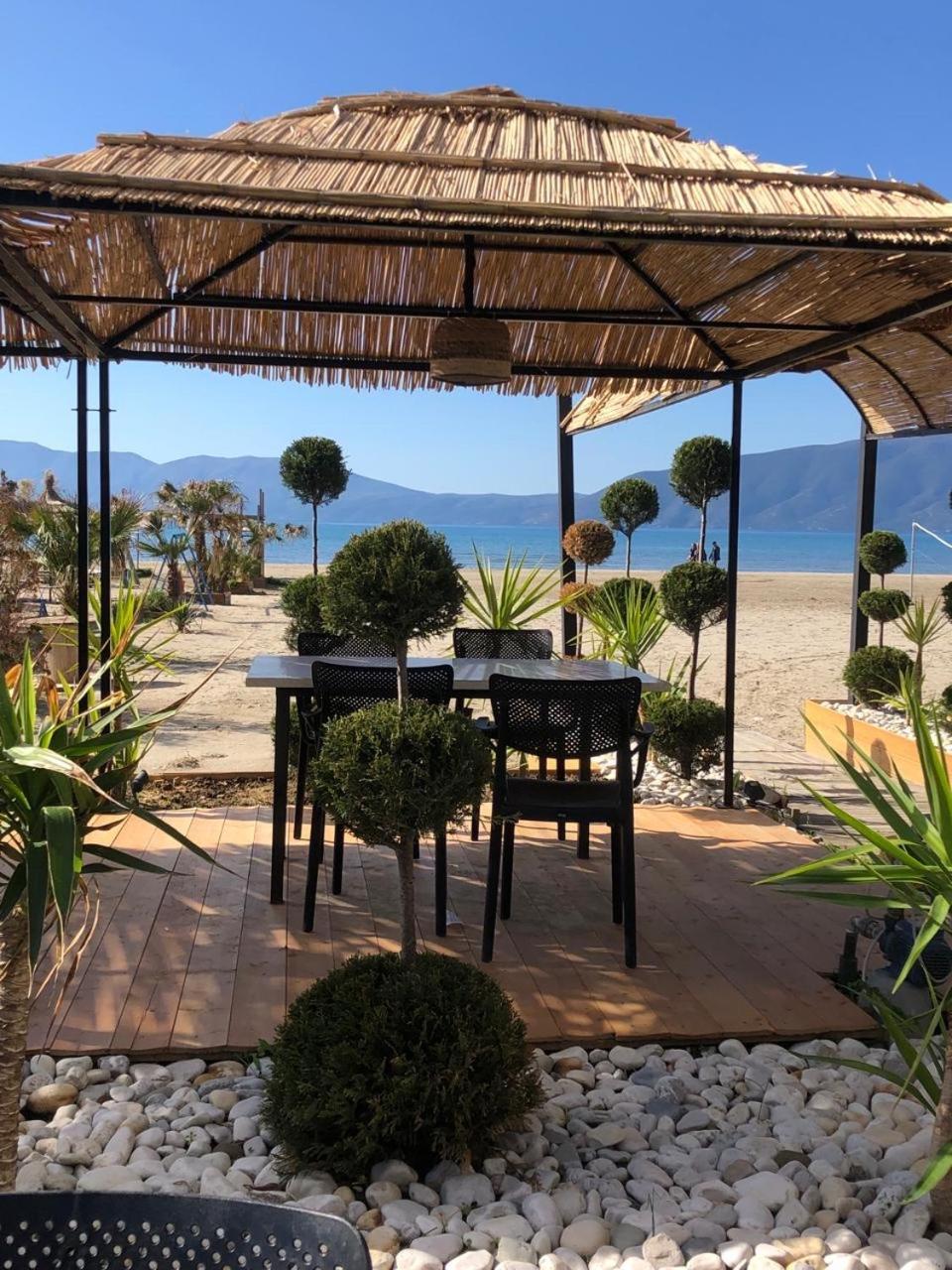Soleil Apartment With Sunbed & Umbrella Влёра Экстерьер фото